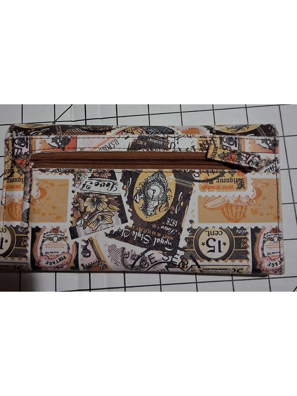 Printed Vintage Wallet — Beige & Brown